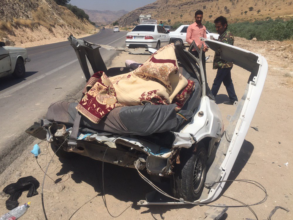 تصادف مرگبار پراید و تریلی در محور باشت به رستم+تصاویر