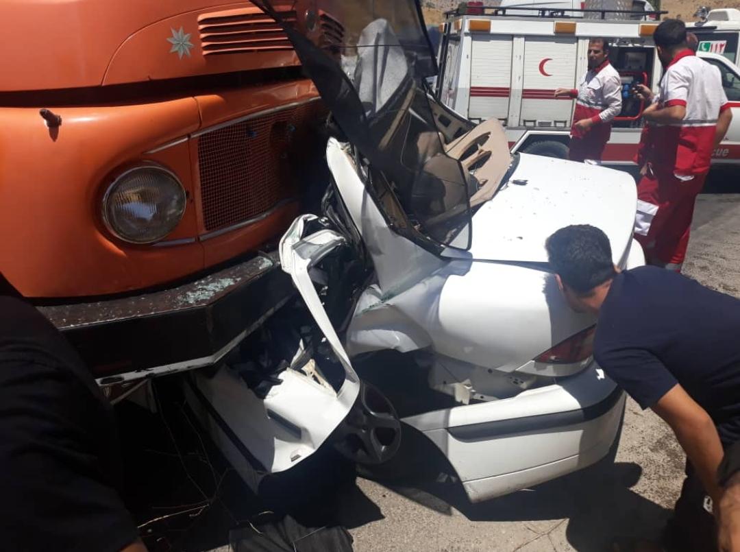 تصادف سمند و بنز ۱۰ تن در شلال‌دان یک کشته داد+تصاویر