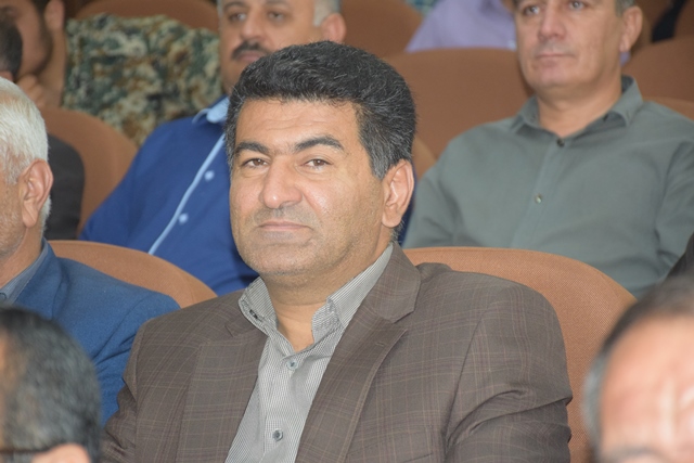 سابقه خدمتم در مسایل اجرایی و تحصیلاتم از استاندار قبلی و فعلی بیشتر است/تریبون باید برای استفاده مردم باشد