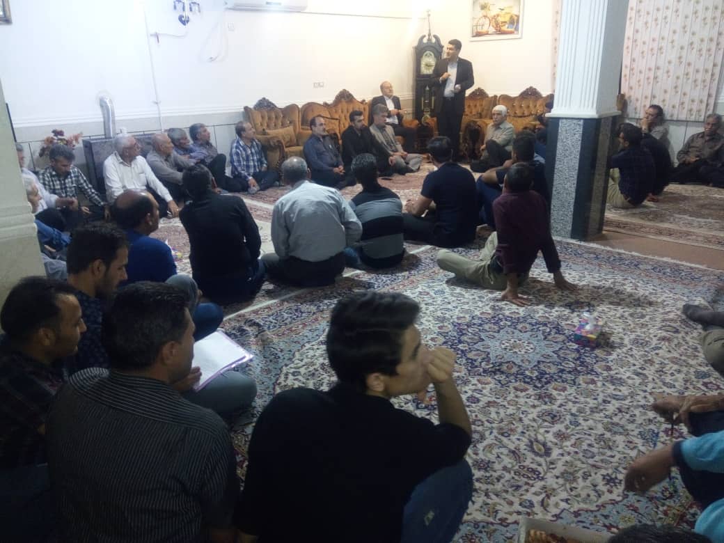 نشست جدی‌ترین رقیب تاج‌گردون‌ با معتمدان قشقایی گچساران+تصاویر