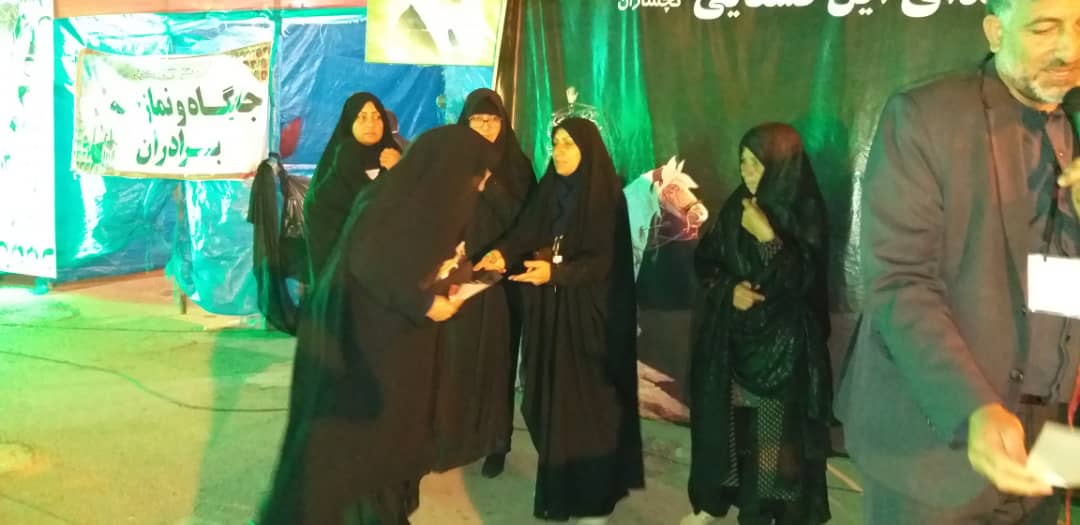 ۸۶ خانواده شهید قشقایی در گچساران تجلیل شدند+تصاویر