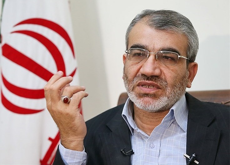 واکنش کدخدایی به ادعای جعلی بودن مدرک تحصیلی تاج‌گردون+فیلم