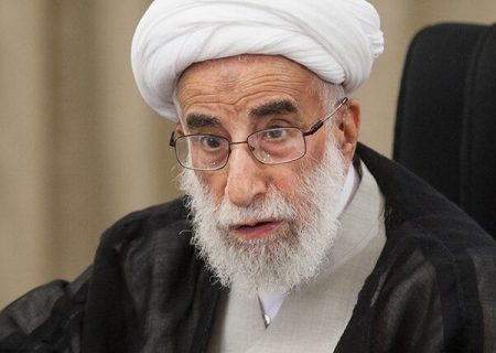 نظر آیت‌الله جنتی در خصوص روند بررسی اعتبارنامه تاج‌گردون