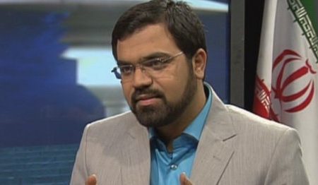 توئیت مجری تلویزیونی برنامه ثریا در خصوص اعتبارنامه تاج‌گردون:منتظر اقدام قضائی هستیم