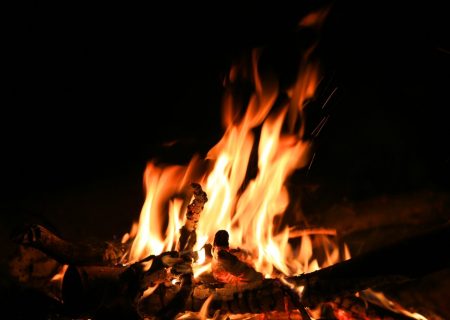 بهره‌برداری سیاسی از اعتبارنامه‌ای که رد شد/عوام‌فریبی با آب و آتش