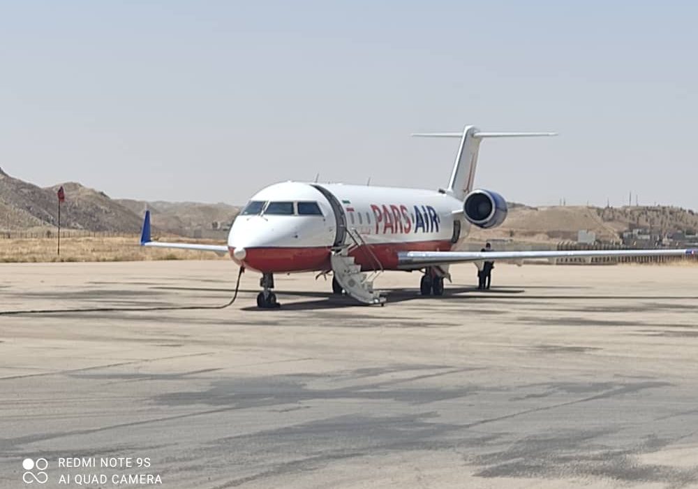 عملی شدن  وعده‌ای دیگر از سیدناصر حسینی در کمتر از ۱۰ روز/هواپیمای CRJ200 درگچساران نشست