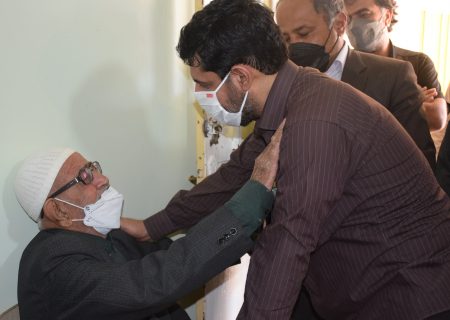 دیدار نماینده گچساران و باشت از دو خانواده شهید شهرستان باشت+تصاویر