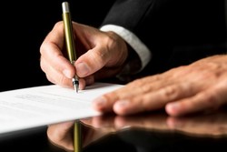 پاسخی به واکنش توهین‌آمیز  اصلاح‌طلب گچسارانی به نماینده گچساران و باشت