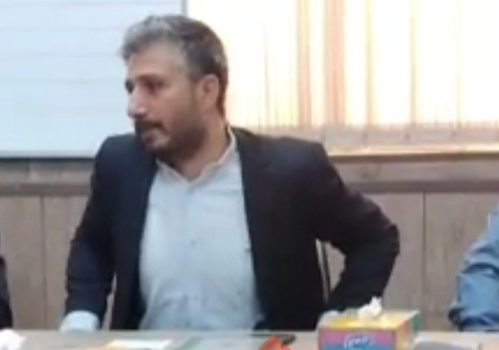 خالقی: حتما باید یک گالن بنزین بردارم و جلوی شهرداری بروم/باید فاجعه‌ای دیگر روی بدهد تا مسئول کج‌اندیشی بفهمد/چرا به ۴۸۹ پرسنل شهرداری حقوق پرداخت شده، جز من+فیلم