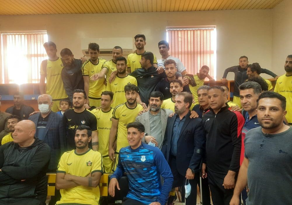 طرح مشکلات ورزش نفت گچساران با وزیر/عزت باید به ورزش نفت برگردد