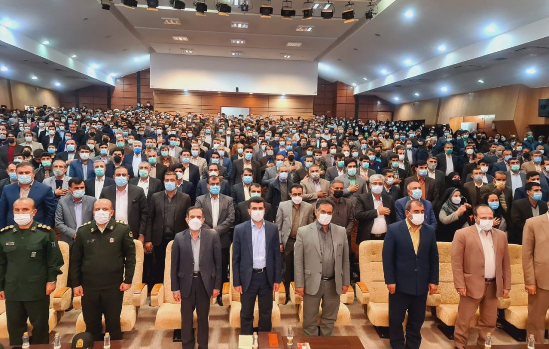 زارع‌پور: تصور این بود تاج‌گردون در انتصابات دخیل است/سرپرست آموزش و پرورش کهگیلویه و بویراحمد خطاب به زارع‌پور: دوستان شما خواستند آموزش و پرورش را از ریل خارج کنند/کاش از بدهکاری‌ها و انبارهای خالی هم سخن می‌گفتید