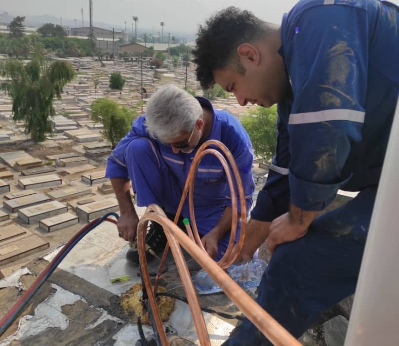 تعمیر و راه‌اندازی سیستم‌های خنک‌کننده گلزار شهدا توسط خدمات نفت گچساران+عکس و فیلم