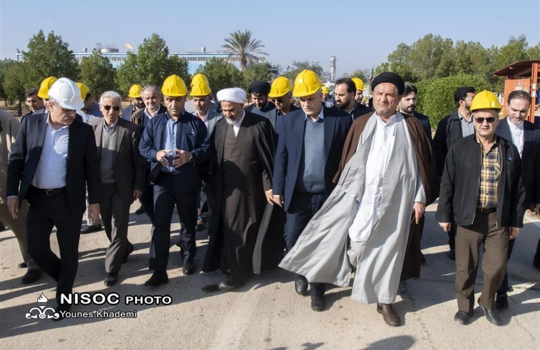 بازدید رئیس و اعضای کمیسیون اصل ۹۰ مجلس از طرحهای جمعآوری گازهای همراه در مناطقنفتخیز جنوب