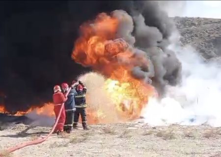 مهار آتش‌سوزی در مسیر خطوط دشت بلوط شرکت نفت گچساران در کمترین زمان ممکن