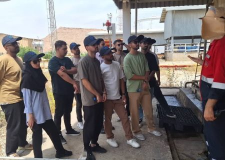 بازدید دانشجویان دانشگاه شیراز از تاسیسات نفت و گاز گچساران