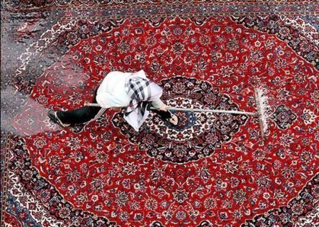 ۸ نکته طلایی برای شست‌ و شوی فرش دستباف در خانه