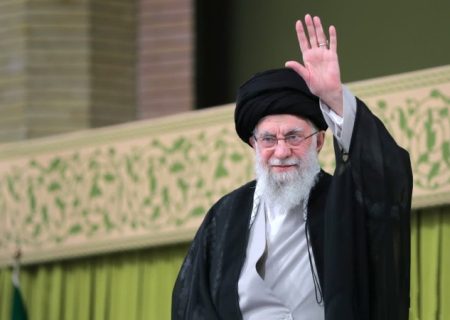 زعامت رهبر انقلاب؛ استمرار عزت و اقتدار ایران