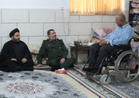 تجلیل فرمانده سپاه فتح از جانباز ۷۰ درصد گچسارانی+ تصاویر