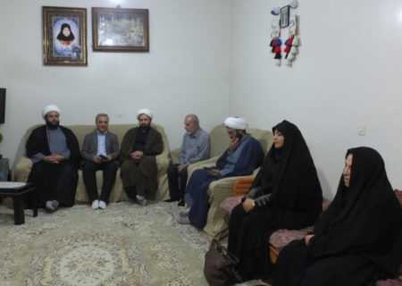 دیدار با خانواده شهیده «پروانه کاویانی» در گچساران