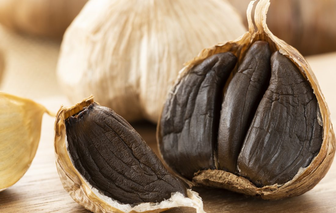 تفاوت سیر سیاه دکتر بیز با سیر معمولی