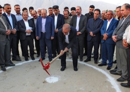 کلنگ‌زنی مجموعه بزرگ نمایندگی‌های خودرو در گچساران+ تصاویر