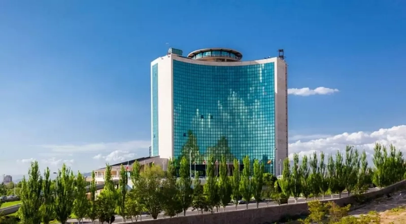 ۵ نکته طلایی که می‌تونه اقامتت توی تبریز رو متفاوت کنه