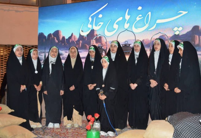 ویژه‌برنامه «چراغ‌های خاکی» در محله سادات+ تصاویر