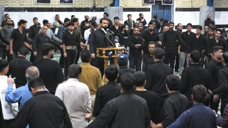 اجتماع بزرگ فاطمیون در گچساران / عزاداران با شهدای خوشنام وداع کردند+ تصاویر و فیلم