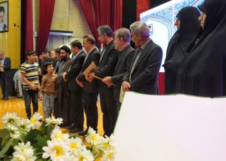 اختتامیه نهمین دوره مسابقات قرآن کریم در گچساران+ تصاویر