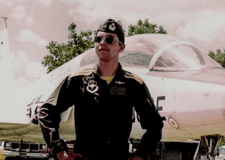 روایتی غرورآفرین از عقاب تیزپرواز گچساران / از شاگرداولی در آمریکا تا هنرنمایی در خلیج‌فارس+ تصاویر