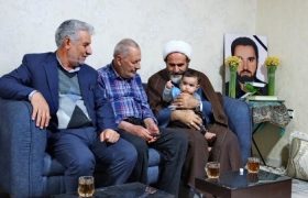 تجدید میثاق مسئولان با خانواده‌های شهدای امنیت گچساران+ تصاویر