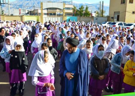 توصیه امام‌جمعه گچساران به دانش‌آموزان