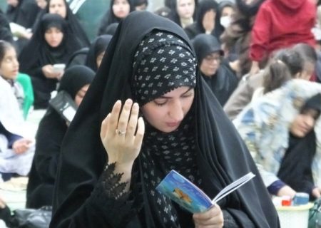 شب ۱۹ رمضان در مصلای گچساران+ تصاویر