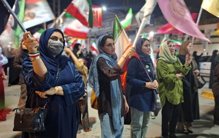 غوغای گچسارانی‌ها در شب ۶۴ وفاداری
