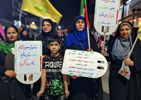 پرچم‌داری گچسارانی‌ها در میدان حماسه+ تصاویر